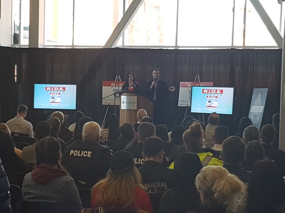 LPS_Operations's tweet photo. London Police Service Traffic Managent Unit attended and supported the Provincial Festive RIDE kick. Don't drive impaired this festive season.  #FestiveRIDE https://t.co/pHFncw6kJi
