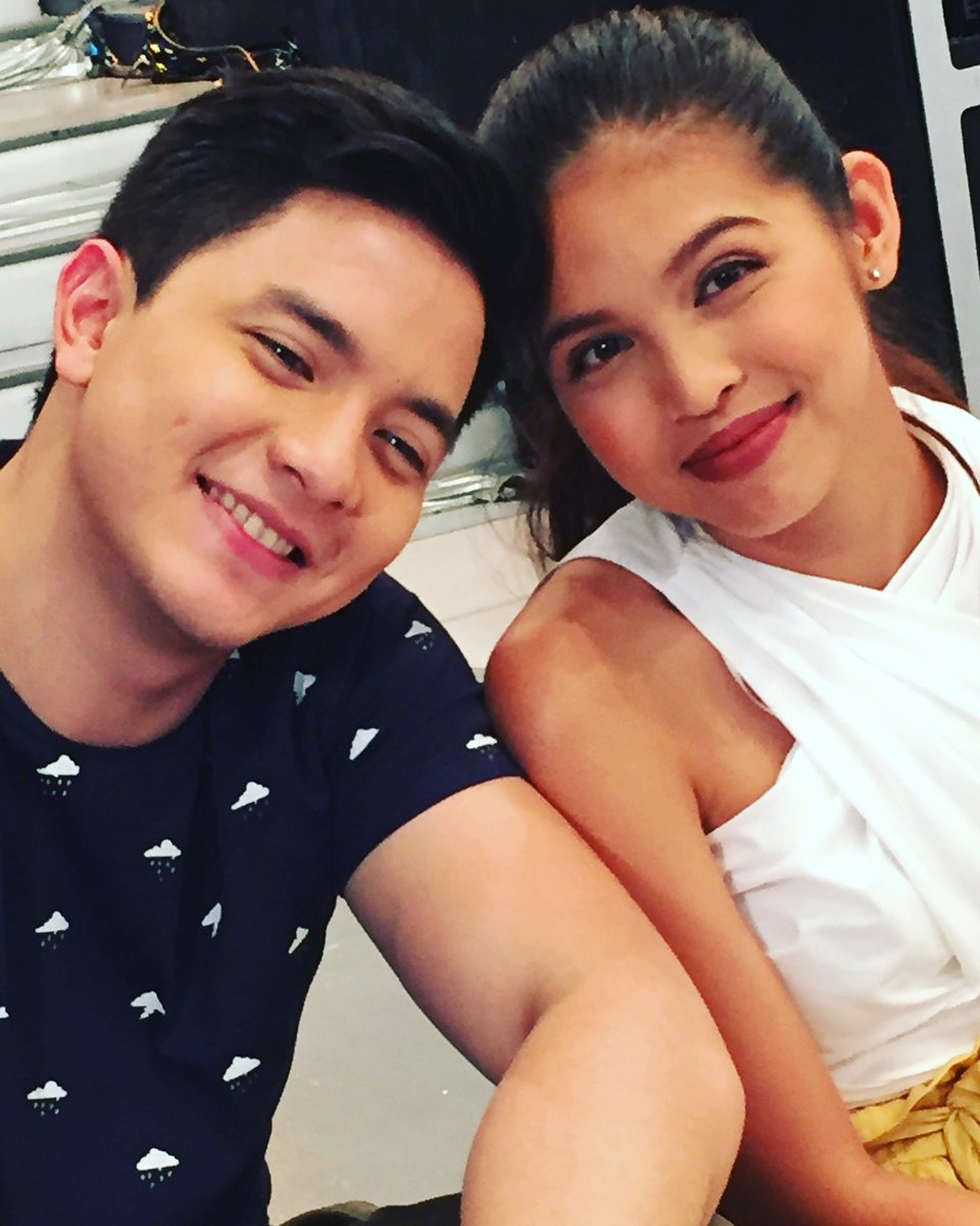 ma1208an's tweet photo. #ALDUB124thWeeksary 
@mainedcm   @aldenrichards02 
ALDUB PA RIN https://t.co/USpbrDDDky