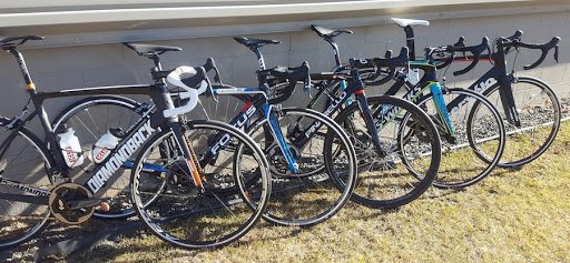 TheRacery's tweet photo. A Few Basic Bicycle Fit Techniques to Think About Before You Ride (https://t.co/zZtTfi6RxO) #bikes https://t.co/1weKriozgQ