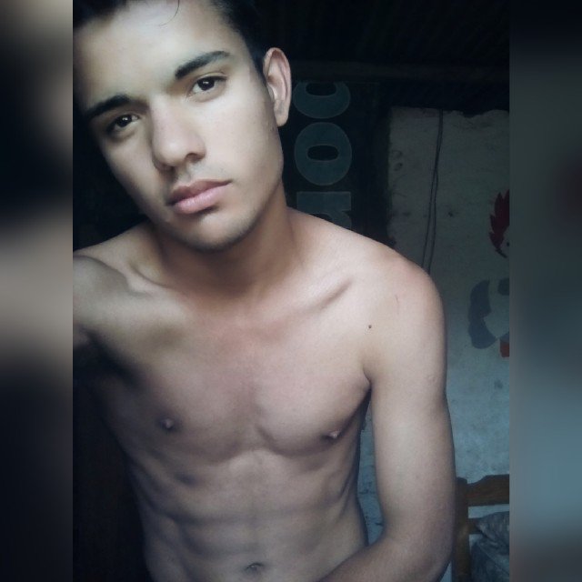 Soy_Alex717's tweet photo. Cuando me preguntan 
"¿Cual es tu tipo de mujer?" 

Yo respondo: 

"Aquella que entienda que no soy perfecto" https://t.co/vgEIjjuxzH