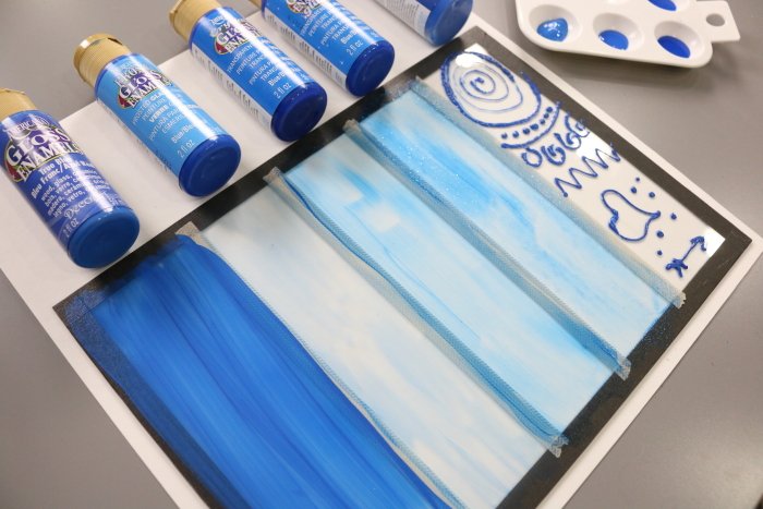 theblogstalker's tweet photo. What Glass Paint to Use when Painting on Glass - https://t.co/ZOd5jwPcYY #glasspainting #paintingonglass #DIY #glasscrafts #makeallthethings https://t.co/rlCqGroL6y