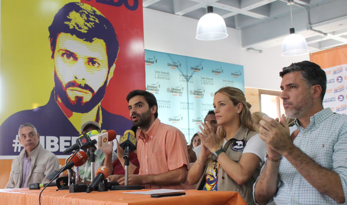 VoluntadPopular's tweet photo. .@VoluntadPopular activa campaña #VoluntadAlRescate para ayudar a aliviar terrible emergencia humanitaria en Venezuela https://t.co/129UCOZhIs https://t.co/78a8KVhHuT