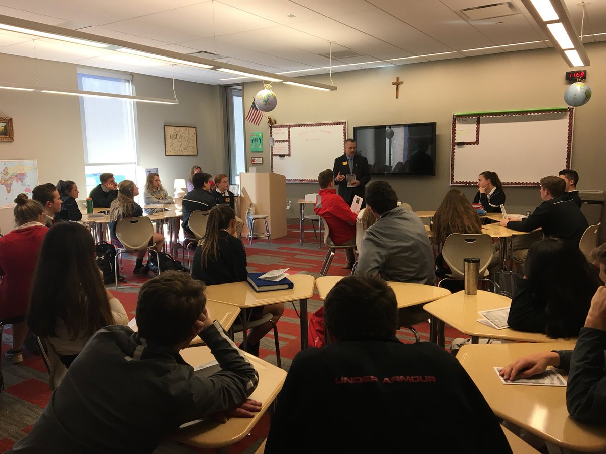 RepMetcalfe's tweet photo. Yesterday I had the opportunity to visit Cardinal Wuerl North Catholic High School in Cranberry Township. I enjoyed explaining my responsibilities as a State Legislator and sharing with students the importance of the Constitution and the role it plays in government https://t.co/P0SnFvC3id