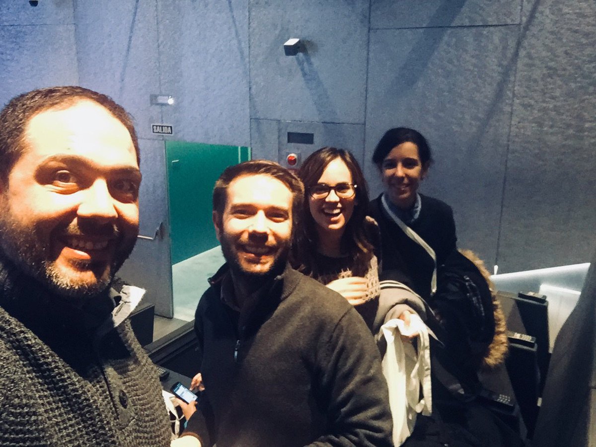 AoniaSTEaM's tweet photo. ¡A punto de empezar una sesión sobre #ABP con @pblbob! Contribuyendo con la #RevoluciónEducativa y #LaEducacióndelFuturo https://t.co/5Pa4vTn2CF