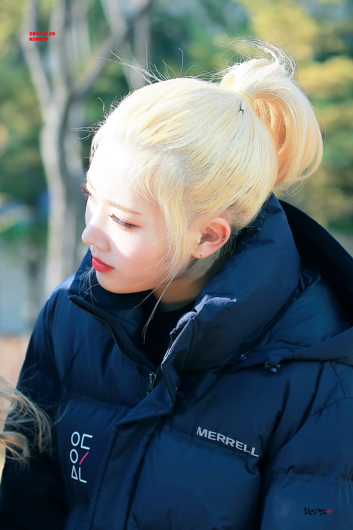 DP0NyT7UIAADFAe.jpg:large