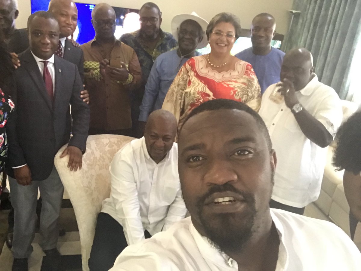 johndumelo's tweet photo. Happy birthday Sir @JDMahama!!! https://t.co/TDO1Nxc52k