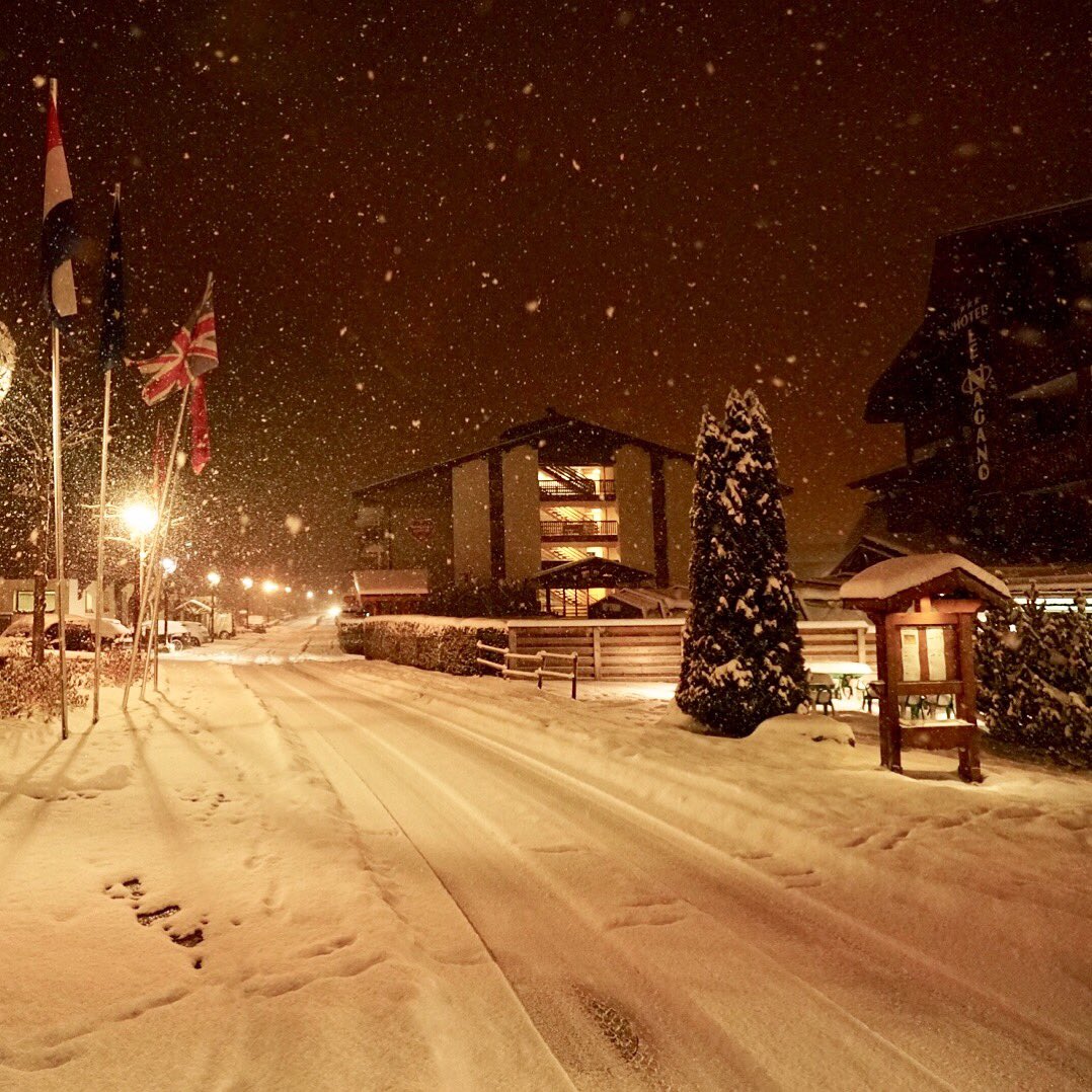 lesgetsnews's tweet image. C'est reparti ✌️! ❄️❄️❄️ #madeinlesgets