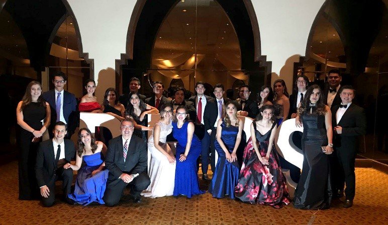 liderazgoudem's tweet photo. Las Sociedades de Alumnos de LDE, LRI y LPG organizaron la 1⃣ edición de la #GalaDECS 💃🕺, para alumnos, maestros y directivos de la división. Lee más: https://t.co/D6pcHoQZ6o vía @CampuslifeUDEM https://t.co/6R1MKgKsHs
