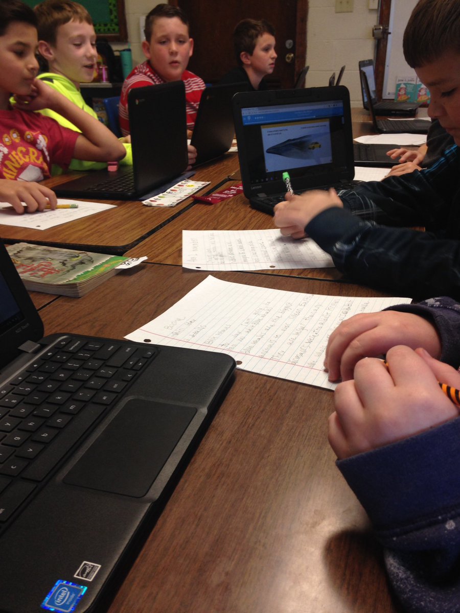 Agee3rdgrade's tweet photo. Working on the writing process.  Gathering details and taking notes for our nonfiction paragraphs. #MCEloves #ourwriting https://t.co/uij513PAvL