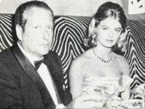 NovedadesAca's tweet photo. #NovelaNegra📝🔫🎨 Crimen y arte en Acapulco #SofiaBassi #Acapulco >> https://t.co/6w0qFpC5vt https://t.co/0WQFLX0f1z