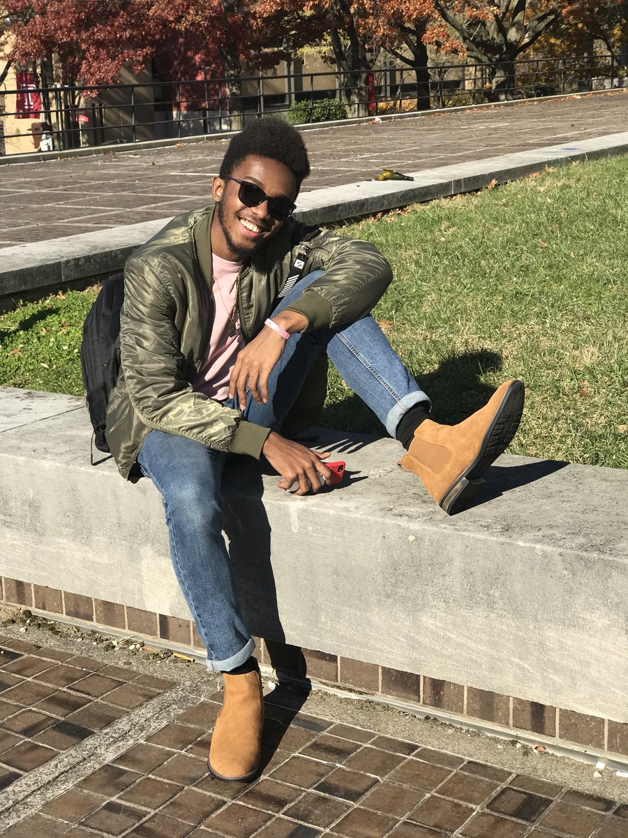 _iamNanaKay's tweet photo. Fall fashion 🍂 #fall2k17 https://t.co/liVqEFpiXr