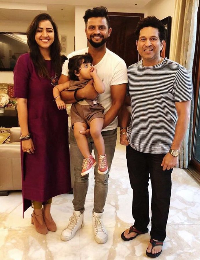 ChennaiTimesTOI's tweet image. Guess who made namma Chinna Thala @ImRaina's birthday special this year? The one and only @sachin_rt! Surely, this was a birthday to treasure, wasn't it, Raina?