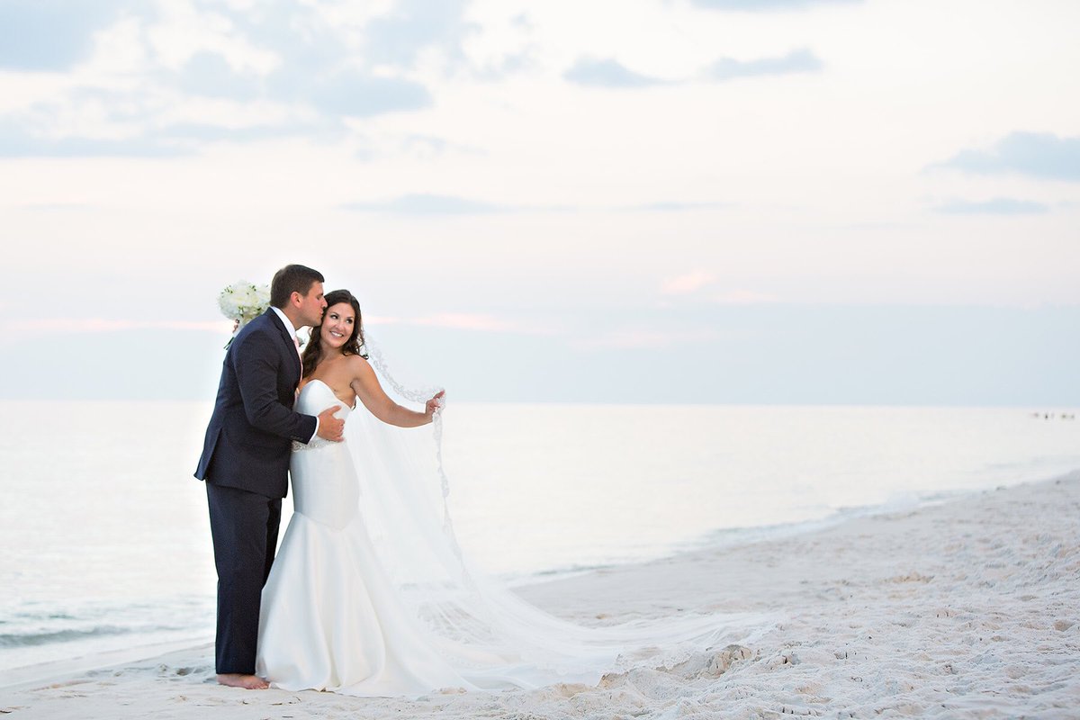 30a Wedding Co. tweet media