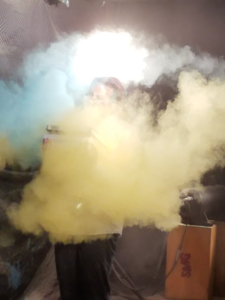 spelaka's tweet photo. I work my magic every day at @APSTowns .  You just don’t normally get to see my trail of smoke!  #uhohitsmagic #ExtraYardforteachers #teachersummit @Unstoppable_4ce @TownsRealMcCoy @apsteachcenter @jtdj2382 https://t.co/VvGSxRXOWM