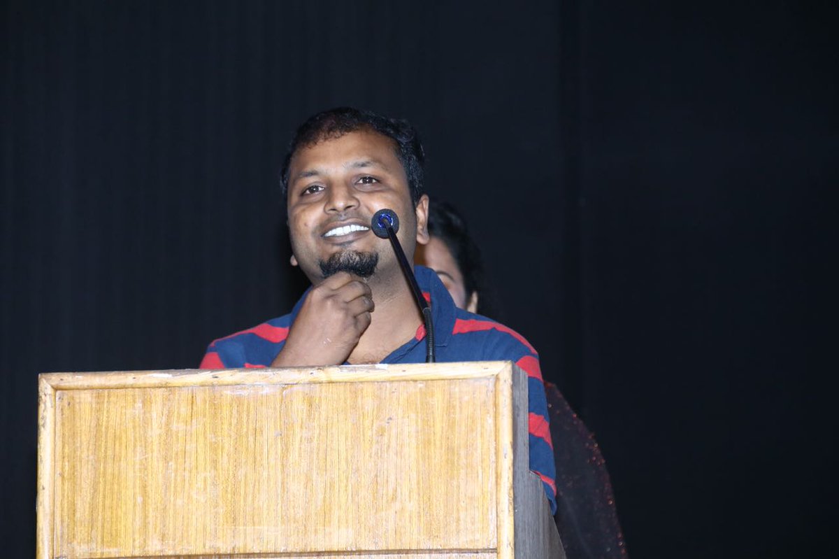 ctcupdates's tweet photo. #Seiaudiolaunch stills
#JustSeidaa #29Nov2017
@NyxLopez @Nakkhul_Jaidev @AanchalOfficial @SeiTheFilm @TrippyTurtle10 @Shankar_Live @YugabhaarathiYb @MannuDxb @trendmusicsouth @chandrikaravi_ @prakashraaj https://t.co/LKDrcMcRYG
