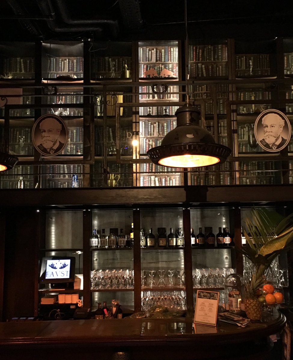 #LesNouveauxDiplomates, nous vous attendons ce soir à l’Evphorion Cocktail Club ;) À tout de suite