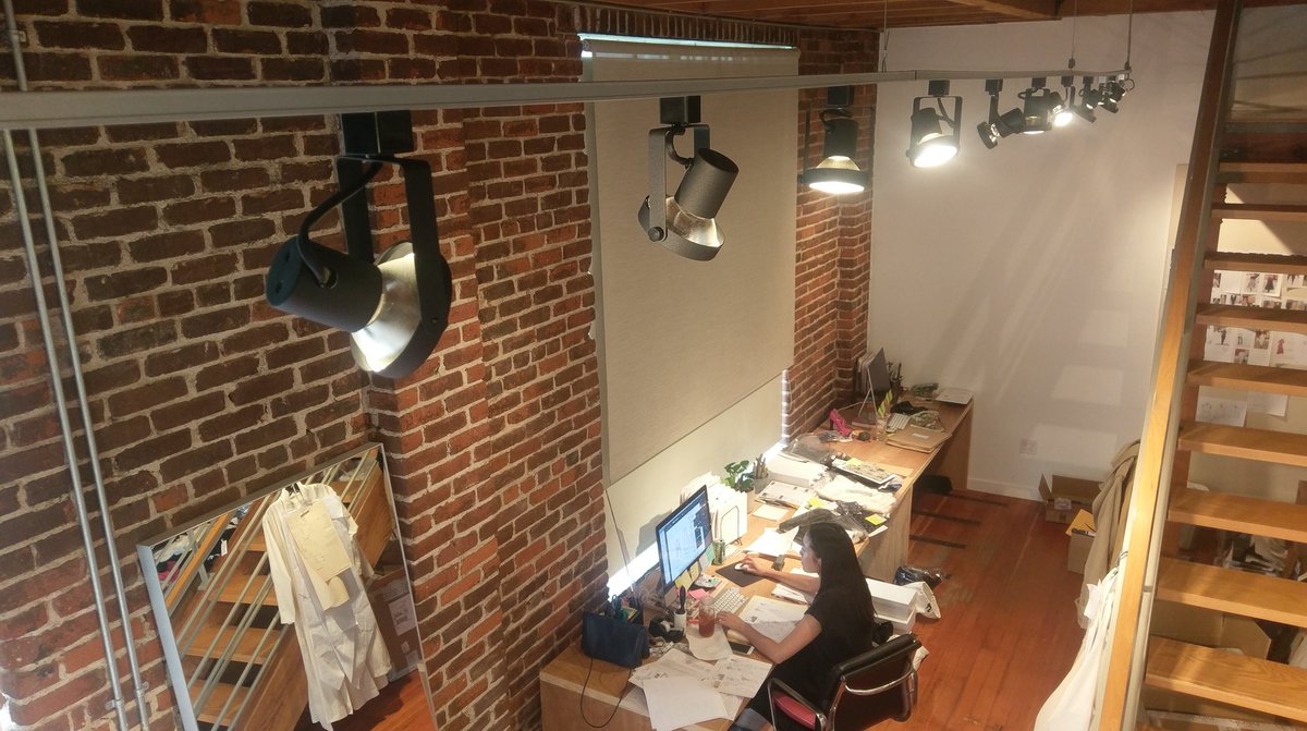 ShawnCanBuildIt's tweet photo. Luxury brand, #CoCollections, now has track lighting at their headquarters in downtown Los Angeles. #co #fashion #DTLA
π¨π‘ https://t.co/39WfLyT6e3