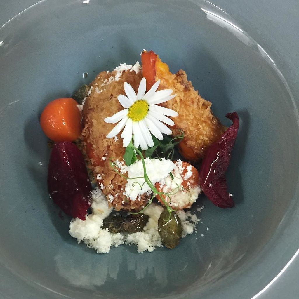 bushcook's tweet photo. Gebackener Kürbis mit Karotten, Rote Bete und Vanille #pfistermühle #münchen #igersmunich instafood #foodstagram #foodgram #food #foodlove #foodheaven #pumpkin #veggiegood https://t.co/qhDJLPIvMB