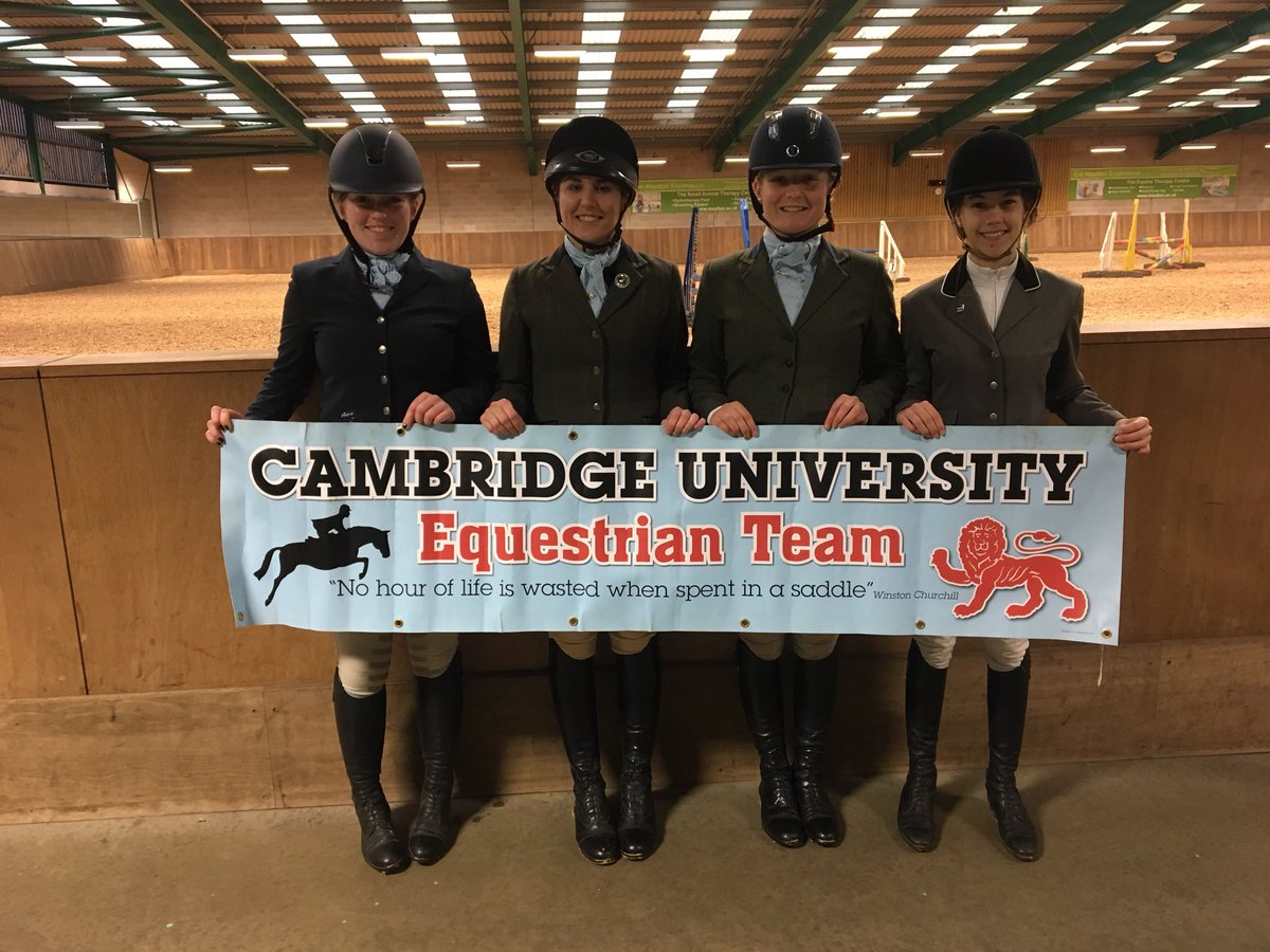 And it’s a WIN for the CUET firsts by 90 penalties and taking the first four individual spots too? #smashedit #lightbluelove <a href="/CamUniSport/">University of Cambridge Sport</a> <a href="/TheCamBlueBird/">The Blue Bird</a>