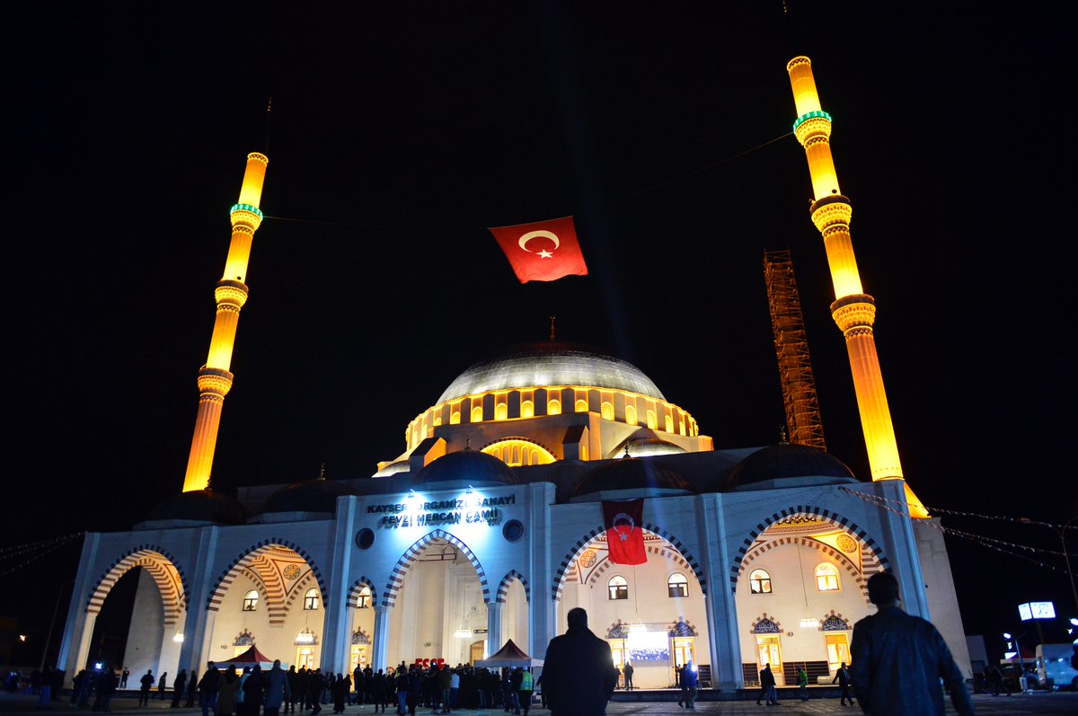 [IN PHOTOS] Turkey observes #MawlidAlNabi , birth of Prophet Muhammad bit.ly/2AfxvrK