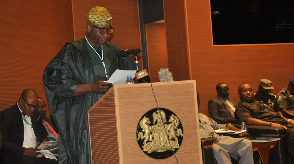 inecnigeria's tweet photo. Continuous Voter Registration: States Get 370 More Centres
https://t.co/Xu7VoXNDq4 https://t.co/i0OF0WVFHC