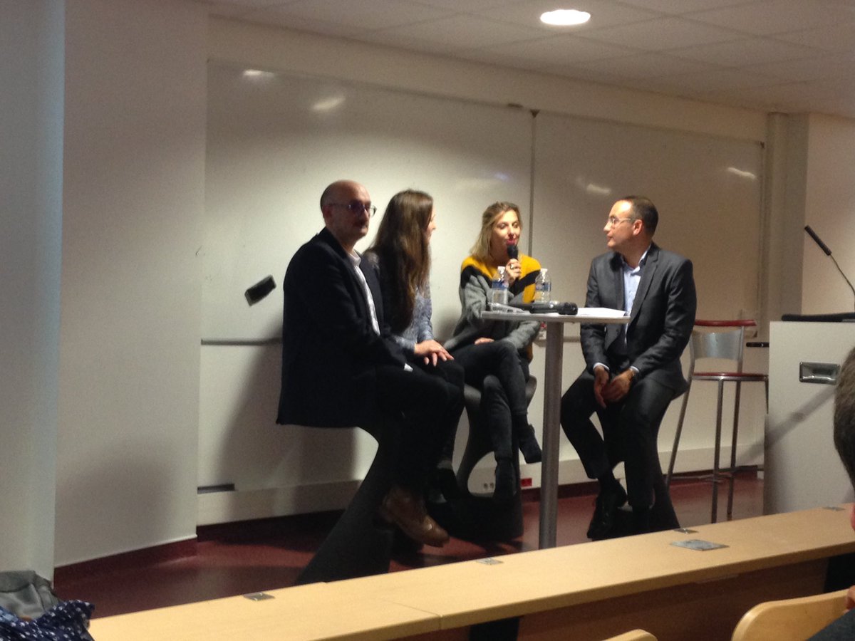 ralucaloury's tweet photo. #digisearch @ESSCA_Ecole @ESSCA_IMD sur l'ethno-marketing ou anthropologie de la consommation à l'ere du digital @pnathanSK @jflemoine https://t.co/ckBMTByoLK
