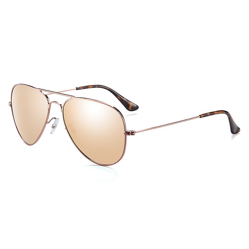 EG_Visur's tweet photo. Novedad en lentes para el modelo N1 en el mercado:
😎 Lente polarizada
😎 Unisex
😎 Protección UV400
Disponible sólo en ópticas para garantizar la calidad del producto.
#AlucinoConMisGafas #ElenaGarciaEyewear #visur #sunglasses #gafasdesol #moda #eyewear https://t.co/Plt7W4kTY1