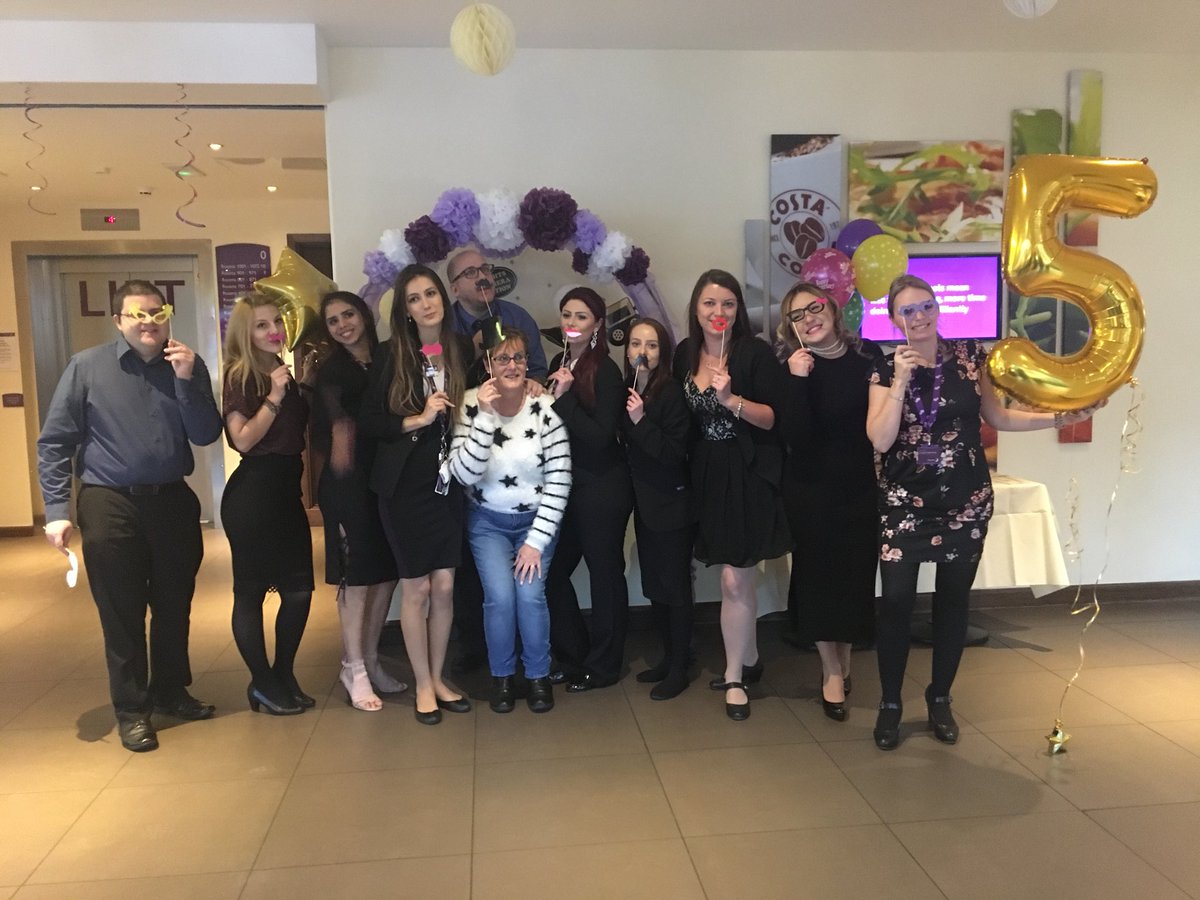 loulou_1987x's tweet photo. They say good things come in 3’s 
NSF 5 stars ⭐️⭐️⭐️⭐️⭐️
Finance audit 100% 🏆
Today NorthTerminal turns 5 🎉🎂🎈
#TeamPINT #Happy5thBirthday #AirXperts @gary_villiers @ParikZalaWHR @shantanu_tare @Lucie_herrig @placemadebyyou @airportsmiles @PI_gatwicknorth https://t.co/A8o5iii7fg