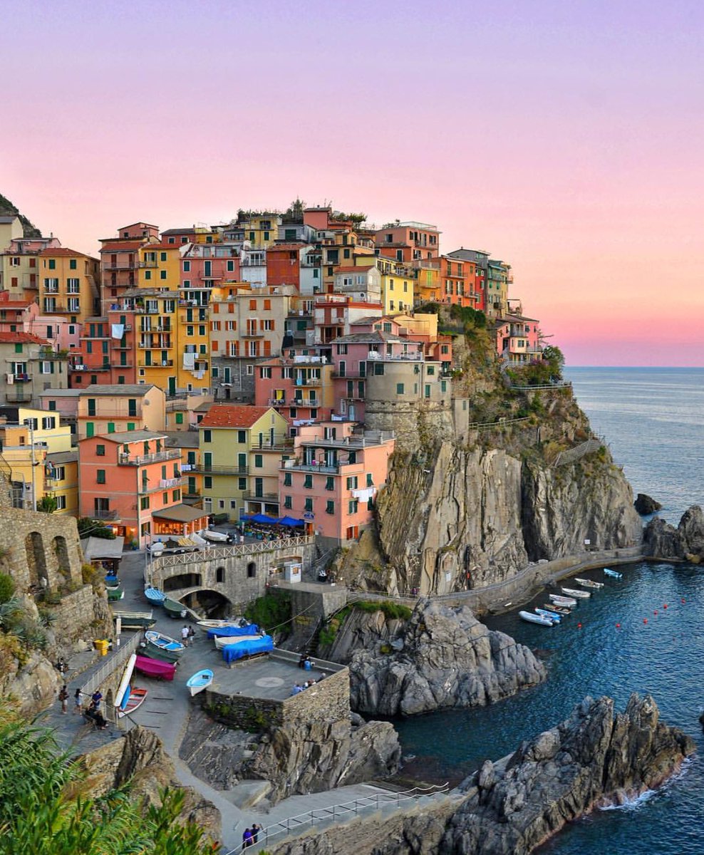 destinations00's tweet photo. Cinque terre ايطاليا ✨💫 https://t.co/RbmeJcXcyr