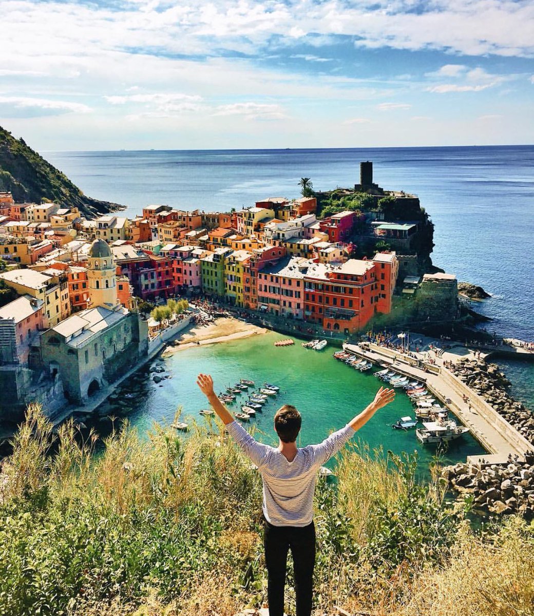 destinations00's tweet photo. Cinque terre ايطاليا ✨💫 https://t.co/RbmeJcXcyr