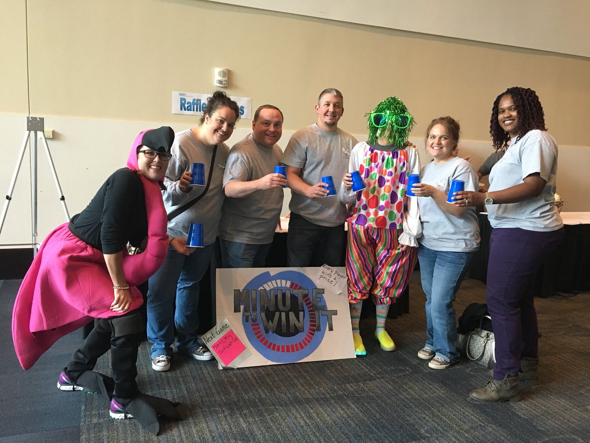 GSCSAWARE's tweet photo. Fairview Elementary School in Newton County is clowning around at #GAPBS2017 https://t.co/oiwpcYvNE3