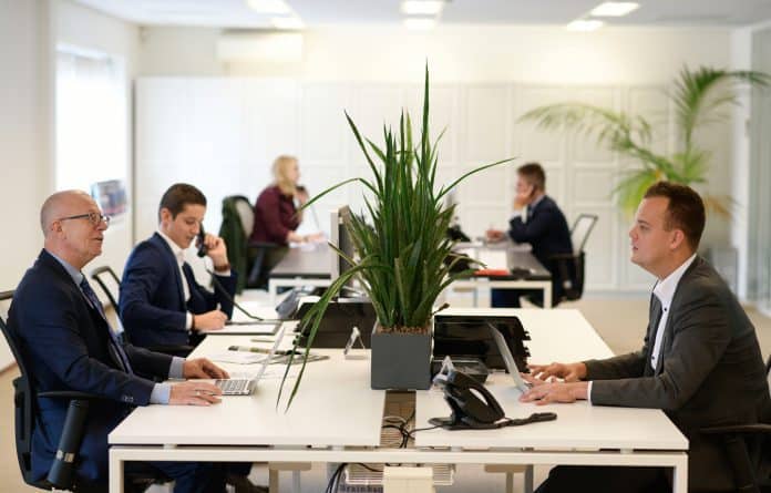 HJ Media Groep tweet media