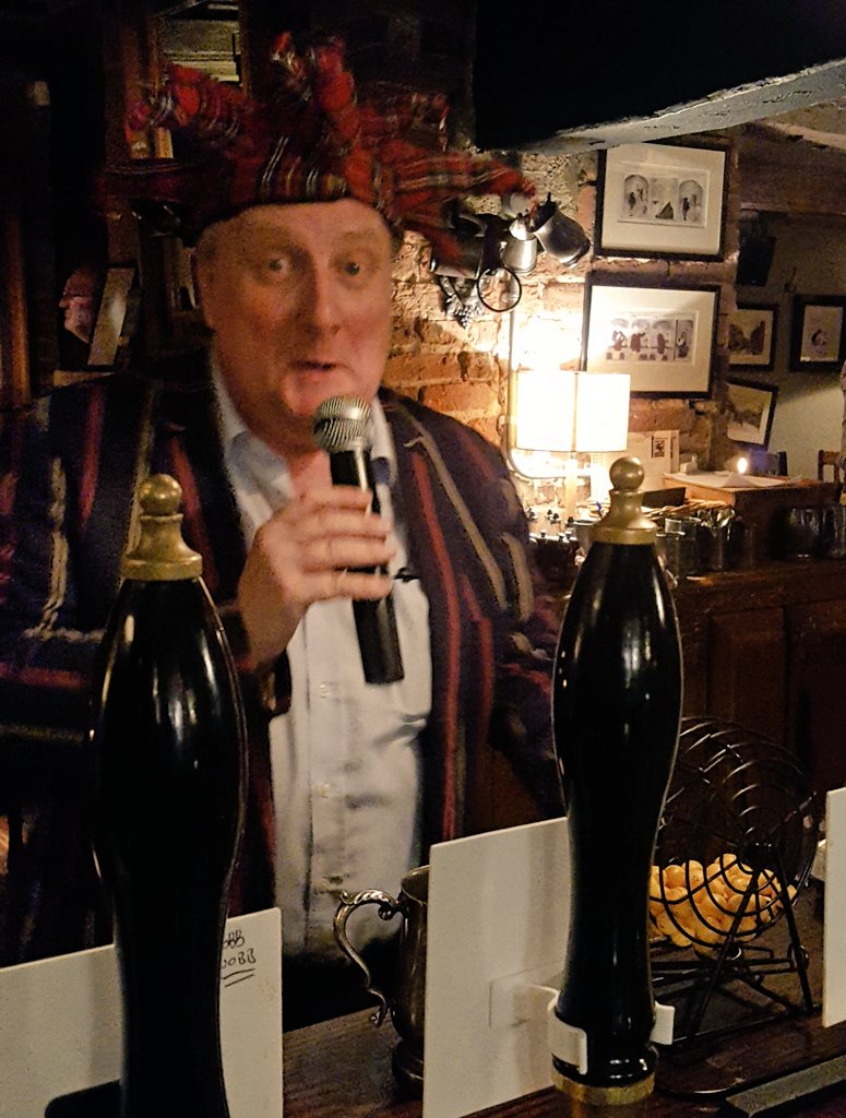 BullsHeadMobb's tweet photo. Test your #WednesdayWisdom & join #LordTed here tonight for our last #quiz of 2017!
#pub #quiztime #haveyougottheknowledge #cheshire #mobberley https://t.co/dxp8GlgAxz