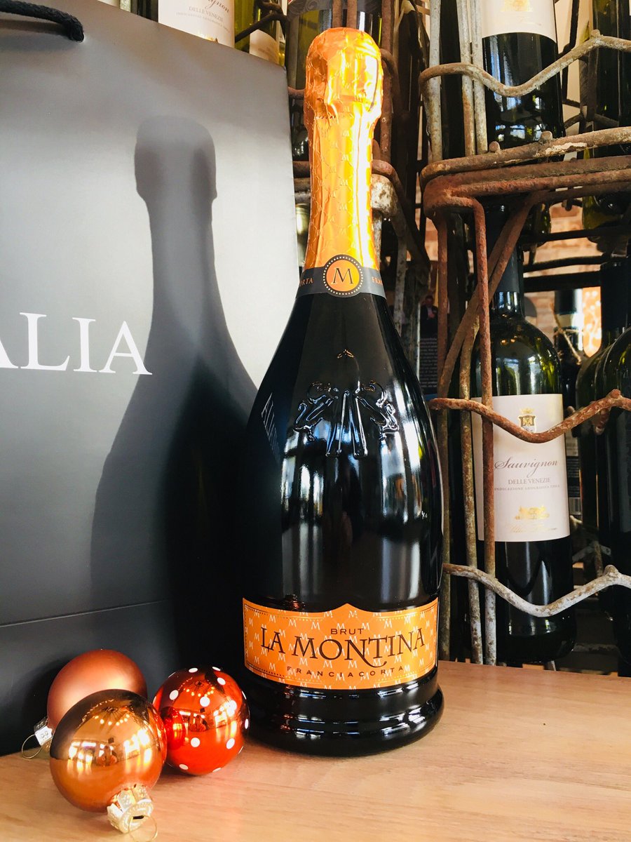 Into Italia tweet media