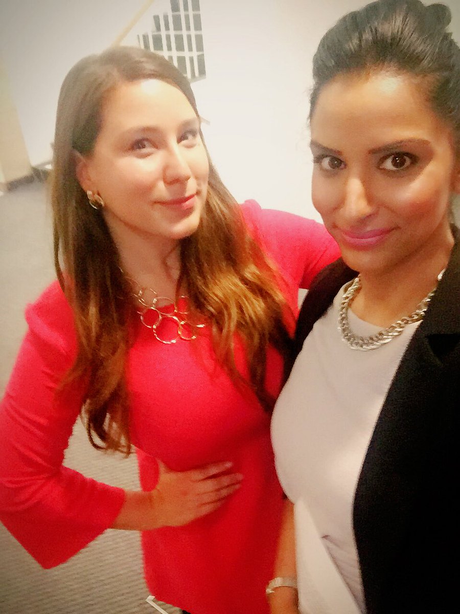 NadiaBukhariUCL's tweet photo. End to a fabulous evening. High five to the organising team ๐๐ผ #SOPAwards https://t.co/gVoApRBaA0