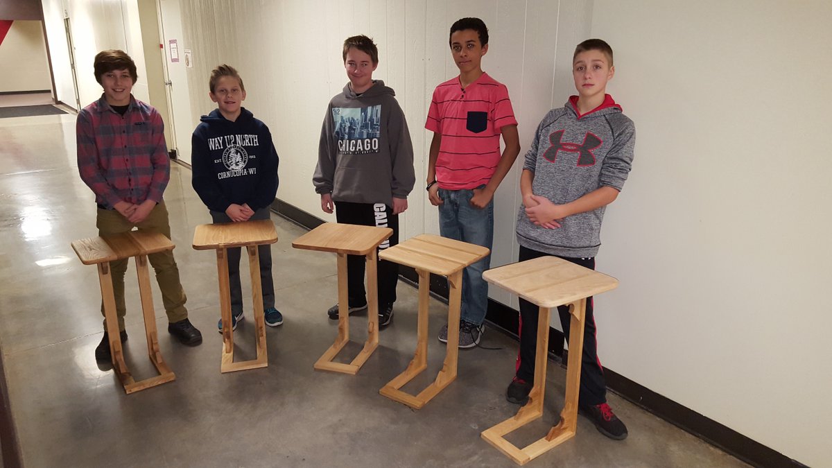SchradleCFMS's tweet photo. 8th grade Woods students at Chippewa Falls Middle School creating awesome TV tables!
#mightycardinals #CFMSrocks https://t.co/Vp456hh8PK