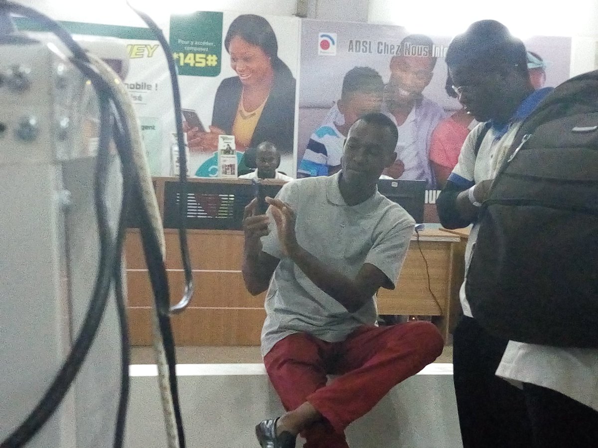 DashmakeStartup's tweet photo. The affluence does'nt dry here on the site of the International fair of Lomé. Students from the African Institute of Computer Science #IAI following a presentation of #Sossystem on Dashmake stand. @ceteflome @TOGOTELECOM1 @KibweAdom @MMEAK @MPEN_Togo @cinalawson https://t.co/e4o4N63mrL