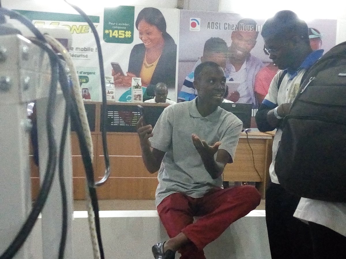 DashmakeStartup's tweet photo. The affluence does'nt dry here on the site of the International fair of Lomé. Students from the African Institute of Computer Science #IAI following a presentation of #Sossystem on Dashmake stand. @ceteflome @TOGOTELECOM1 @KibweAdom @MMEAK @MPEN_Togo @cinalawson https://t.co/e4o4N63mrL