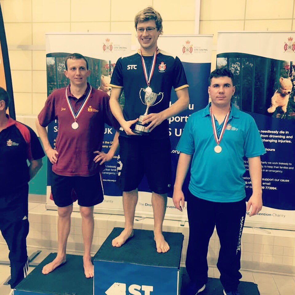 RLSS_NW_Yorks's tweet photo. Team Yorkshire looking fab in their @STCTeamwear kit at the @RLSSUK National Lifesaving Championships at @JCCS_Leeds Well done to everyone! #swimming #lifesaving https://t.co/ppgZQrDrH2