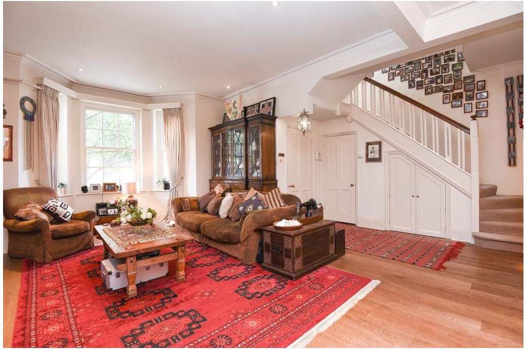 Anscombes's tweet photo. Behold this huge 6-bedroom in #NottingHill with a large private garden and a grand double reception room! #London https://t.co/TLMfiLn5AA https://t.co/CYBtWxtKrh