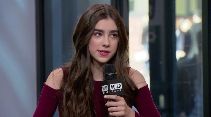 BUILDseriesNYC's tweet photo. “She gave everyone their own sort of independence in the film. If someone wanted to change something up, we were able to. It wasn’t just her film, it was everyone’s film.” -@SJerins chats about working with late director Beth LaMure for #DaisyWinters. https://t.co/oLpDm2n6Y2