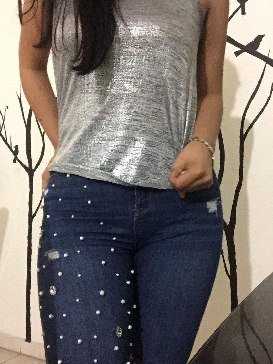 miroslavact's tweet photo. I love my jeans 😍💕 https://t.co/fQ6u4mA2aH
