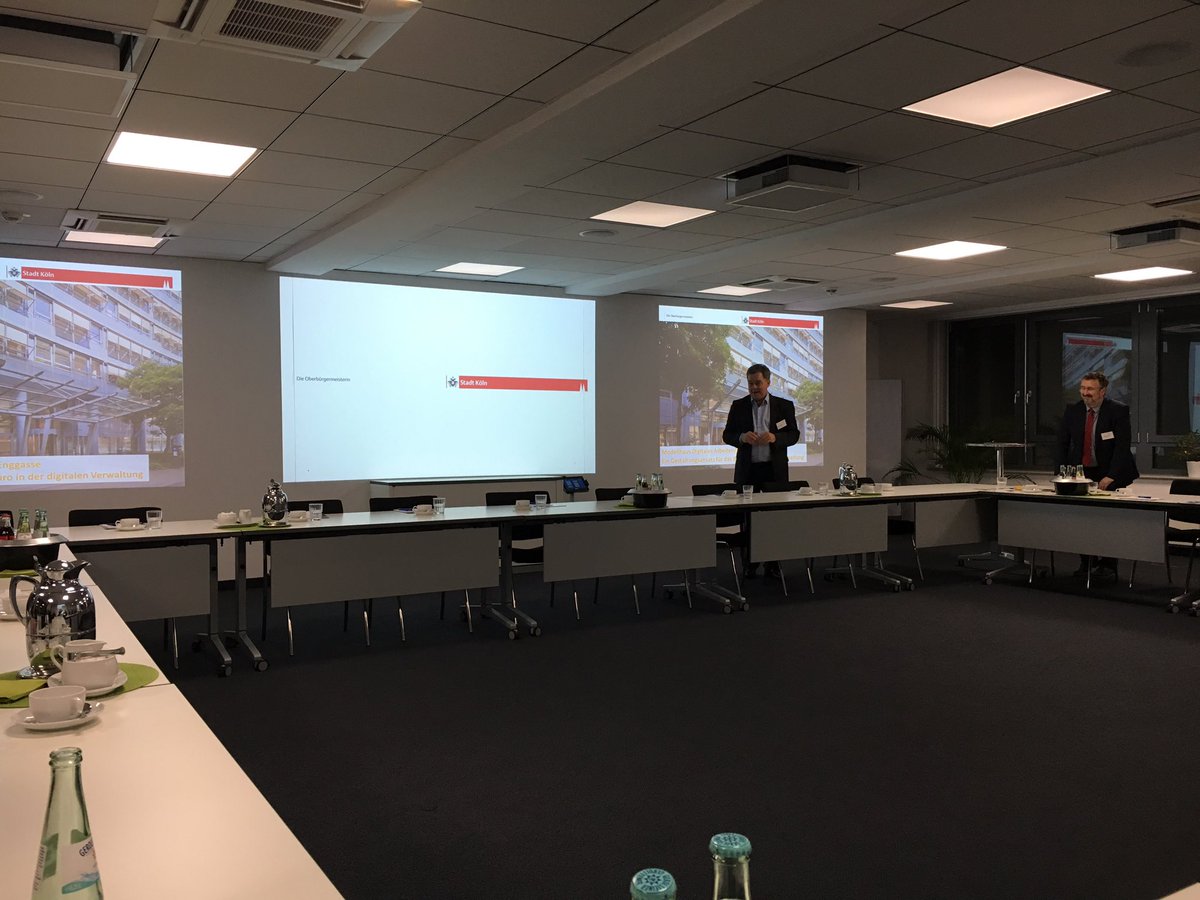 hrp_fla's tweet photo. Amt für Informationsverarbeitung der Stadt Köln. Prof. Dr. Andreas Engel Amtsleiter u. Volker Schneider Leiter Kundenmanagement. Ziel Schaffung eines Modellhaus Digitales Arbeiten in der Behörde.#hrperformance #changemanagement #Behoerde @HRSelect @HR_RoundTable  @stadt-koeln.de https://t.co/3utct61u66