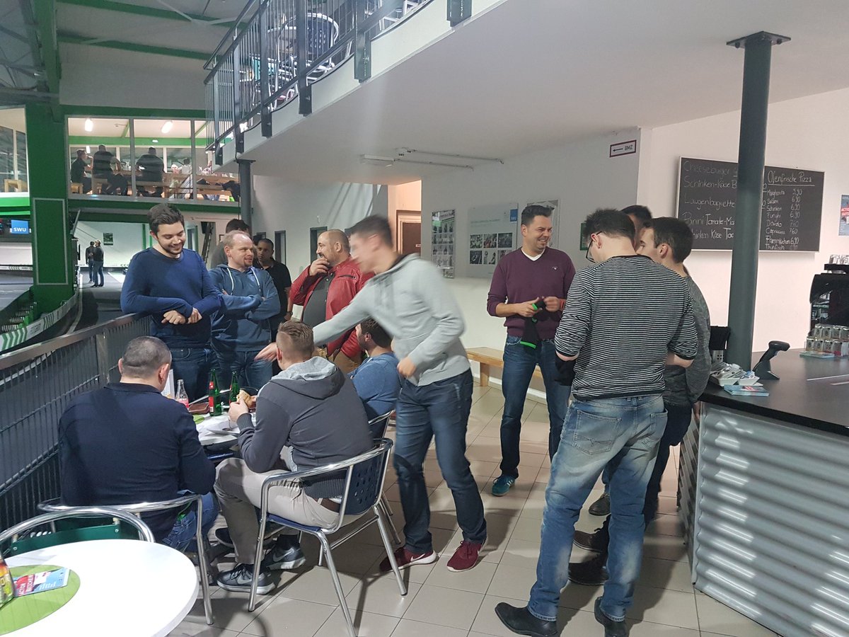 Carsten_1909's tweet photo. #ecodrom #cartfahren #analytics @Krumbe76 @maykel_84 @mneuser @KerstinKD1979 @daimlertss @mcs_stone https://t.co/6Csn9iJECw