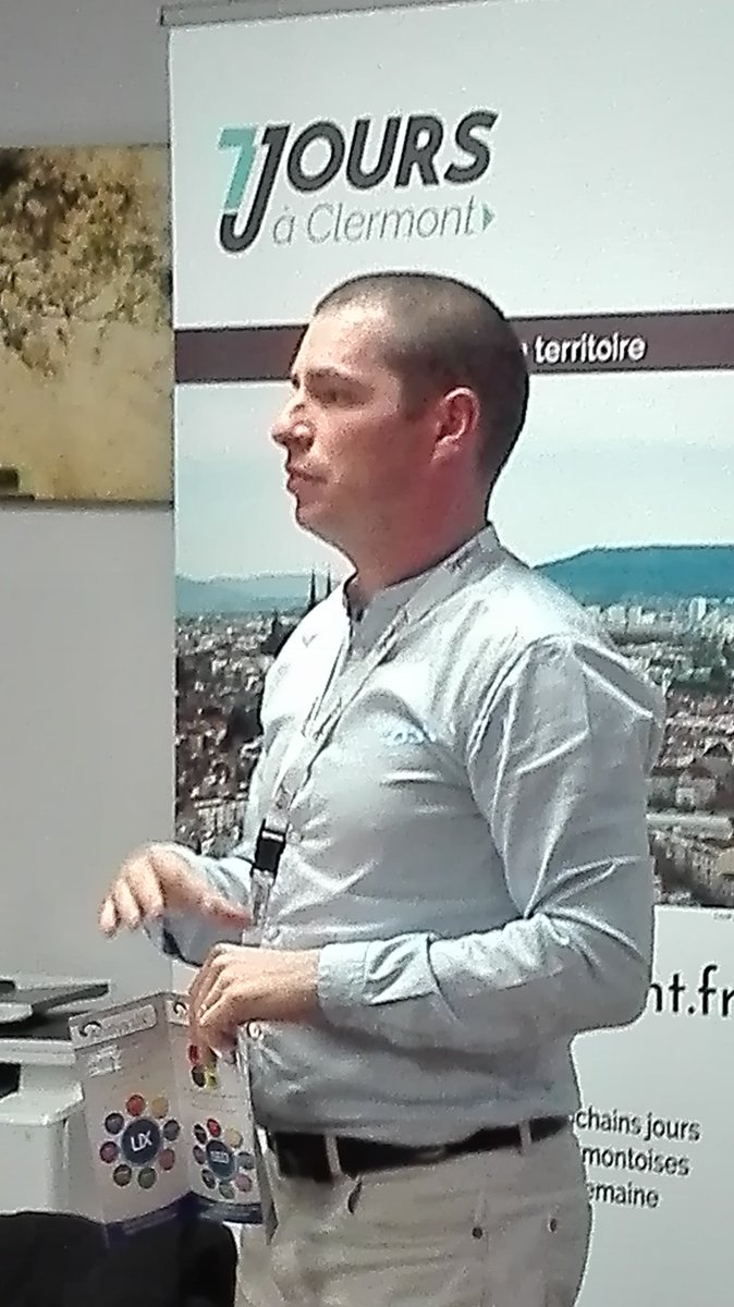 AudreyBusinessY's tweet photo. 1er #uphero à #Issoire
Pitch @AristysWeb 
@7JoursClermont est partenaire de l'événement https://t.co/Kqtlquj2kZ