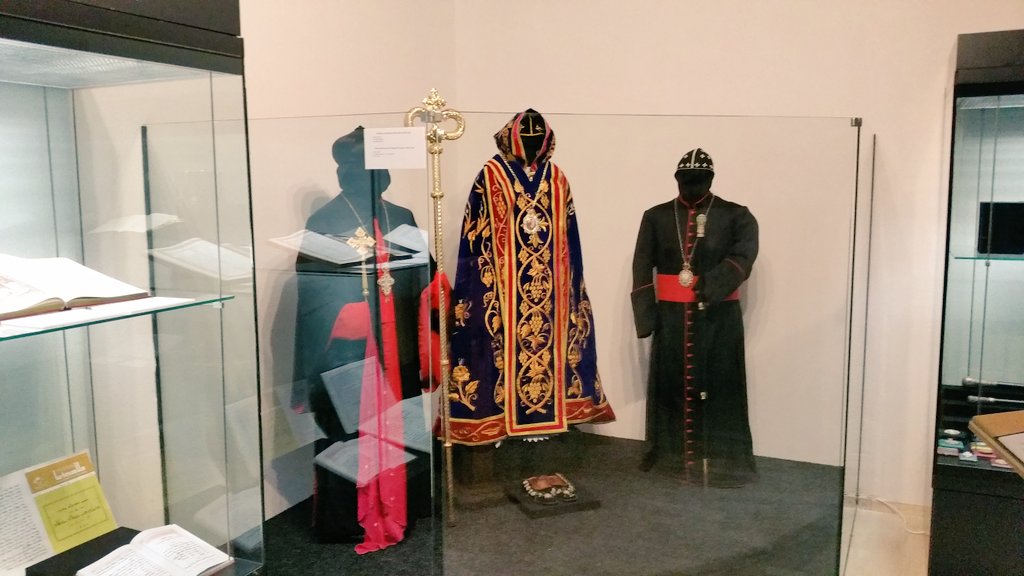 B_Visschedijk's tweet photo. Middagbezoek klooster #mor #ephrem #glane en ontmoeting met #bisschop #polycarpus #syrischorthodox #verbinding #samenwerking #cultuur #wijkagent #politie @BennieBeuvink https://t.co/Zd4QWYlwWk
