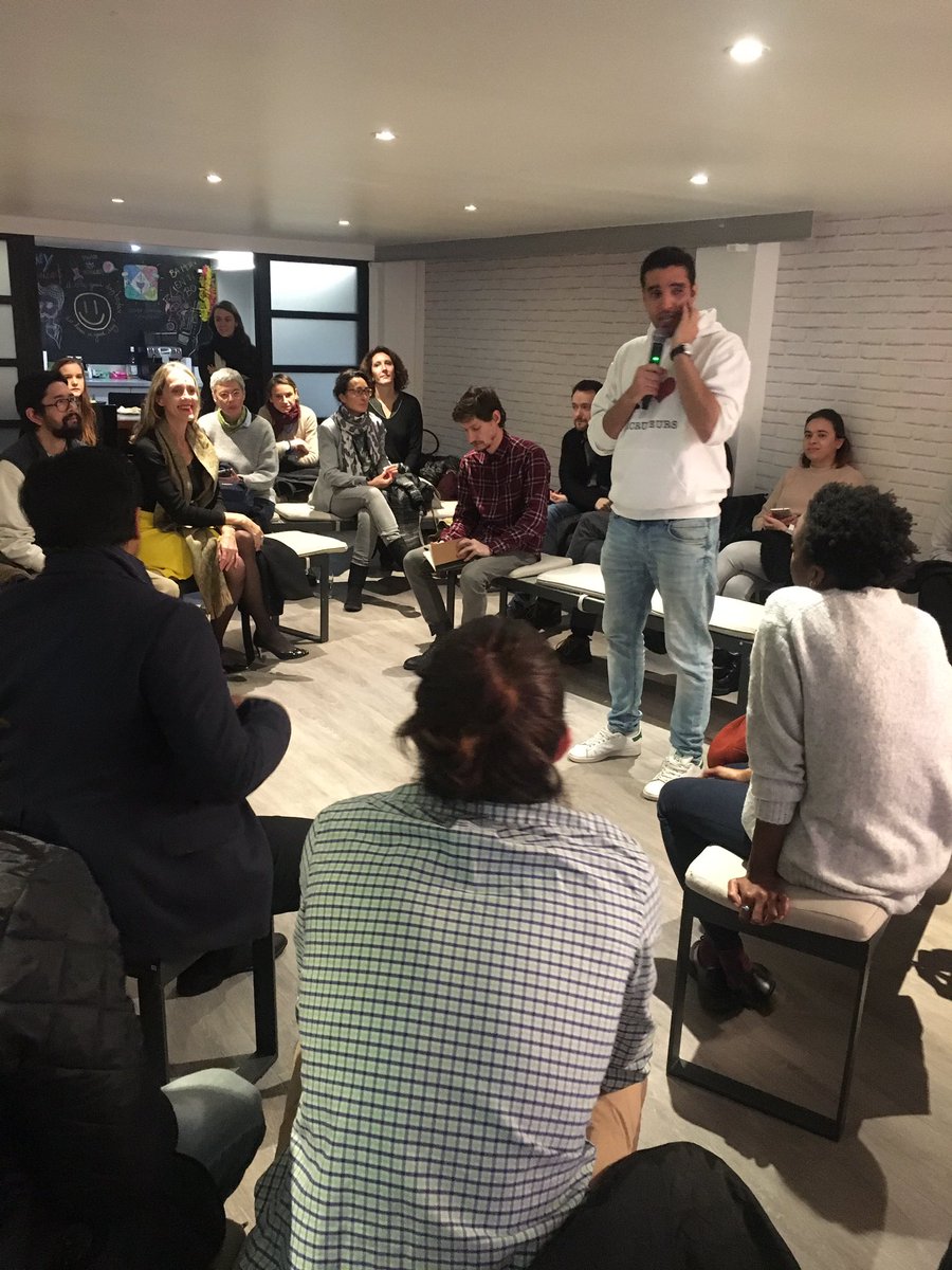 ledrfrance's tweet photo. On change le #format de #LaClaque : pas de #slide & en #cercle ! À toi de #claquer 👏🏻 https://t.co/S0rEvXtmJx