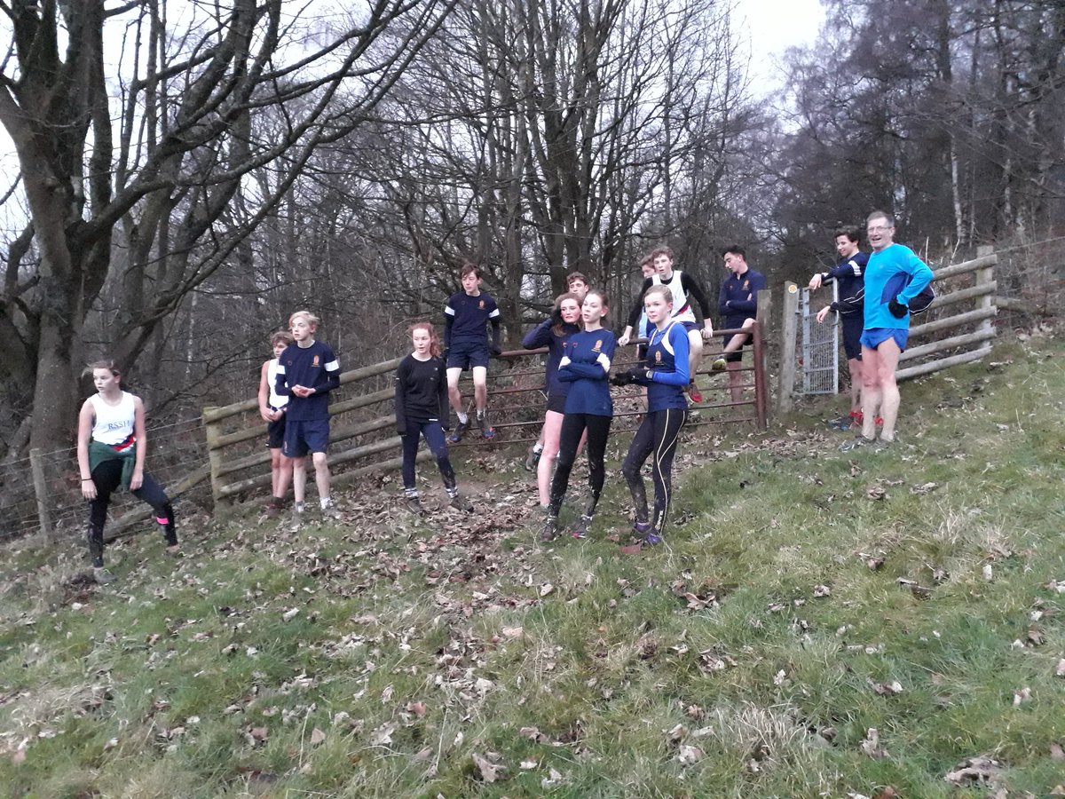 Shrewsbury_RSSH's tweet photo. A really cracking #hashrun today along #Wenlockedge. Superb scenery, some challenging hills and a great team atmosphere. Thanks for hosting us Mrs Hunt!! https://t.co/4GoLKbVwCP