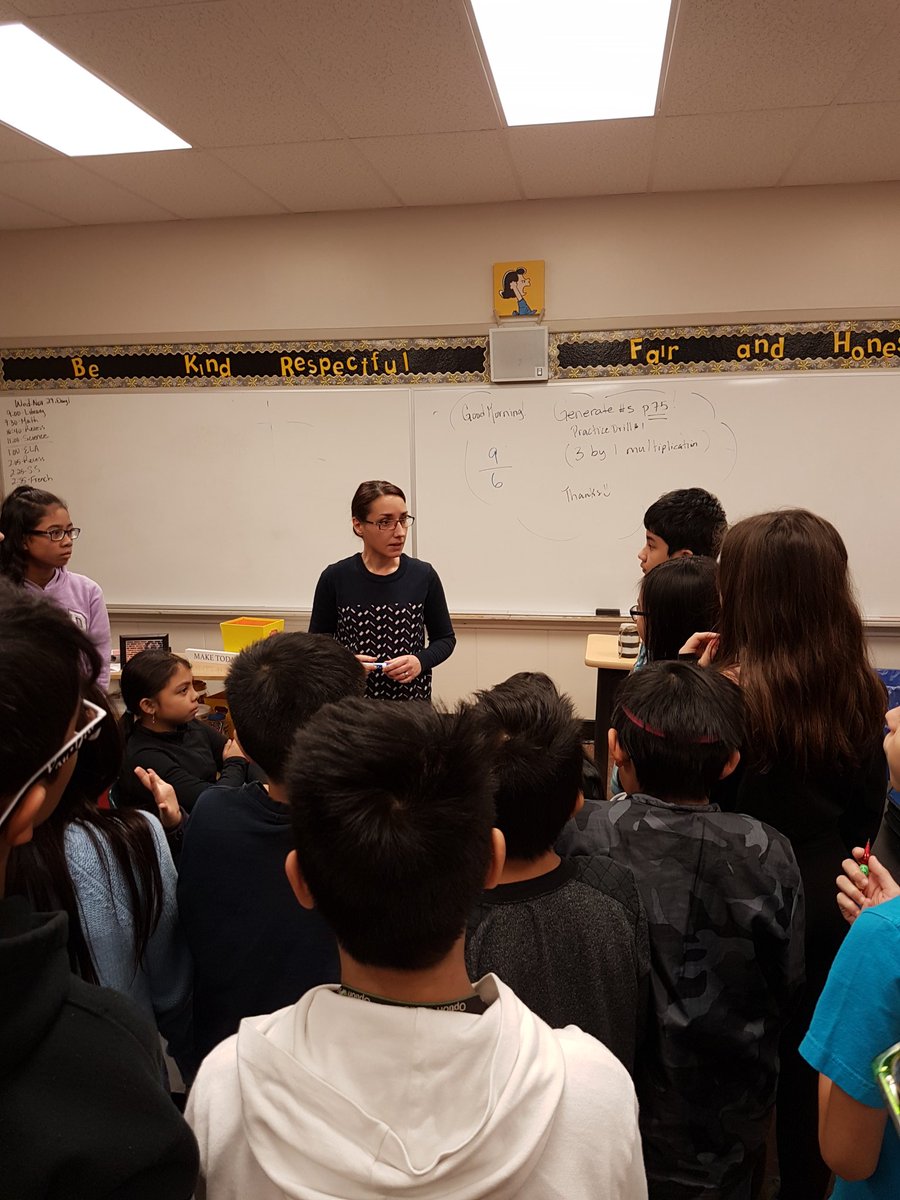 SargentParkSchl's tweet image. Down the hallway.....grade 6 students understanding fractions using manipulatives and chocolate bars....mmmm #fractionsarecool @WinnipegSD