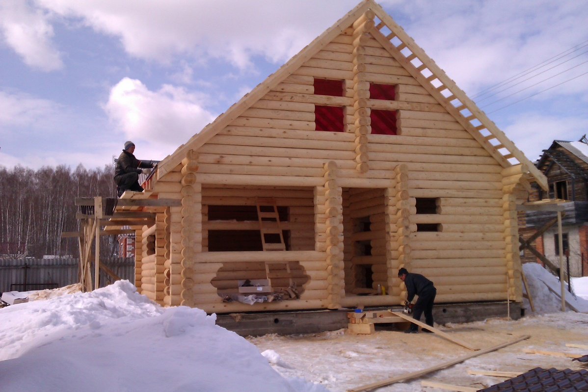 строительство дома зимой минусы